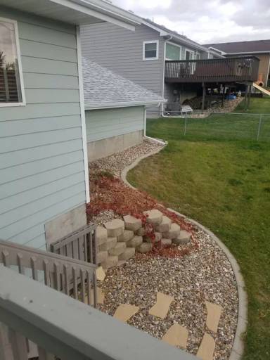 Main picture of 1023 E Oakland St