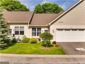 Main picture of 790 Parkside Ln