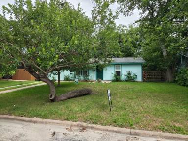 Main picture of 3207 Locke Ln
