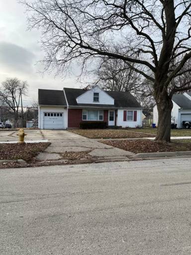 Main picture of 1627 MacArthur Dr