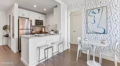 Main picture of 250 N 10th St Apartments