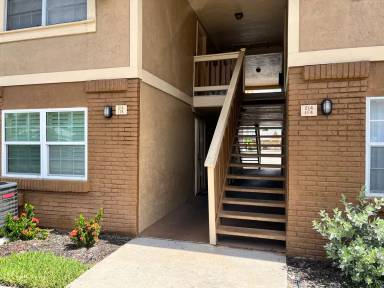 Main picture of 114 Preston Ln