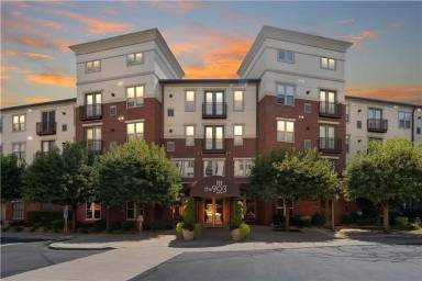 Main picture of The 903