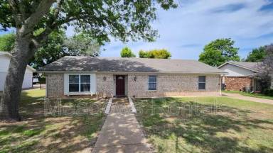 Main picture of 812 N 65th St