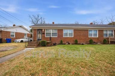 Main picture of 1 Shelby St