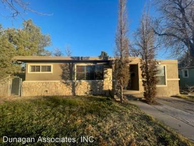 Main picture of 2418 Mountain View Dr