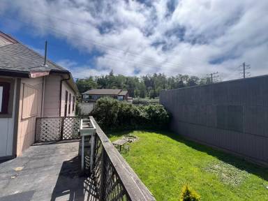 Main picture of 93715 Newport Ln