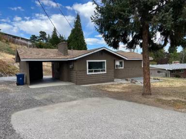 Main picture of 2318 5th St