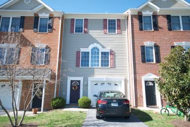 Main picture of 3046 Crystal Spring Ln