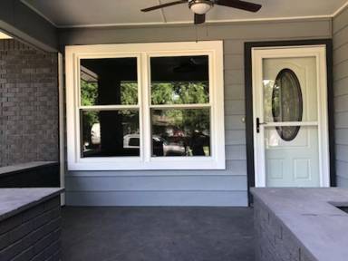 Main picture of 610 W Washington Ave