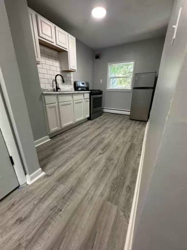 Main picture of 2406 Waynewood Dr