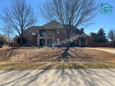 Main picture of 1205 Golden Gate Dr