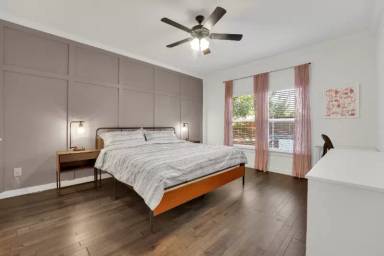 Main picture of 2113 Paxton Way