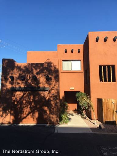 Main picture of 3020 W Trevi Pl