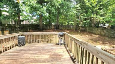 Main picture of 9017 Erinsbrook Dr