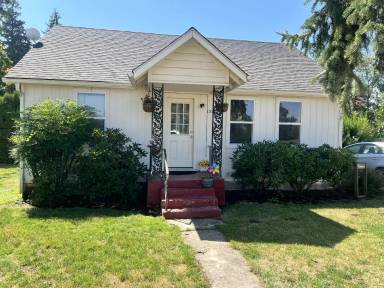 Main picture of 13678 Myers Ln S