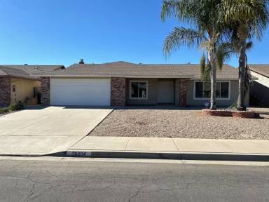 Main picture of 26204 Spaniel Ln