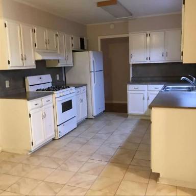 Main picture of 3507 Evelyn Cir