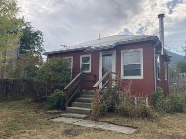 Main picture of 1711 Knight St