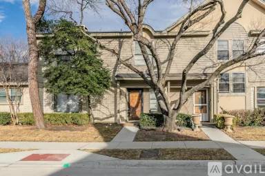 Main picture of 2071 Clubview Dr