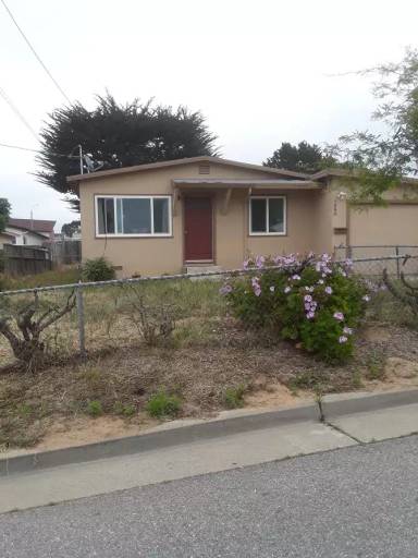 Main picture of 1558 Soto St