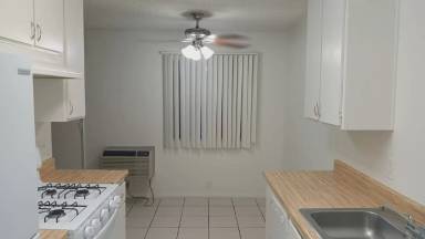 Main picture of 8232 California St