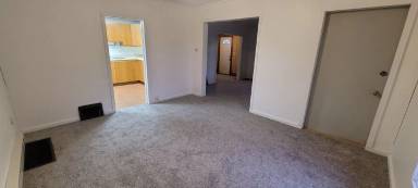 Main picture of 517 Wood Ave SE