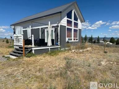 Main picture of 1839 S Rocker Rd