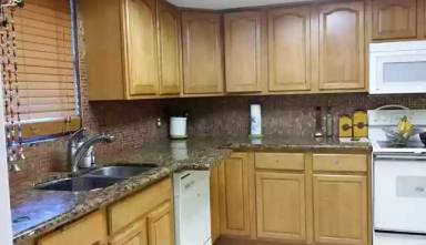 Main picture of 9411 Ledgestone Ln