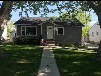 Main picture of 1131 Avenue E