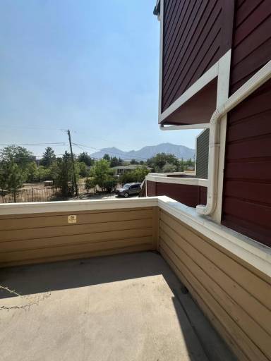 Main picture of 2873 Springdale Ln