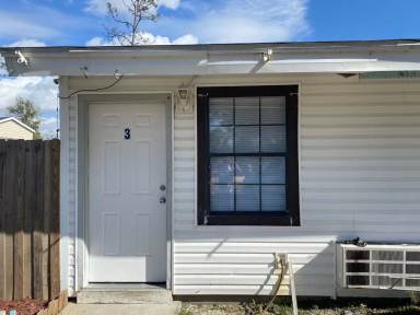Main picture of 8202 Eastwood Ave