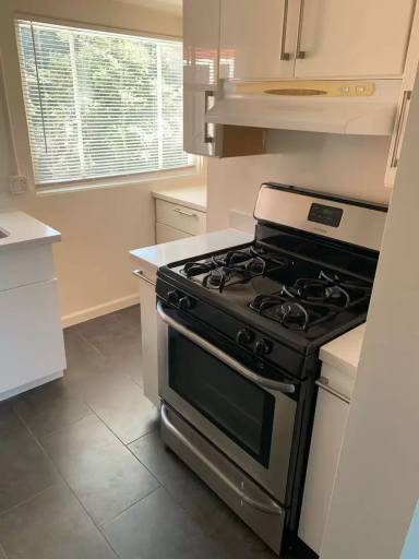 Main picture of 3124 Harrison St