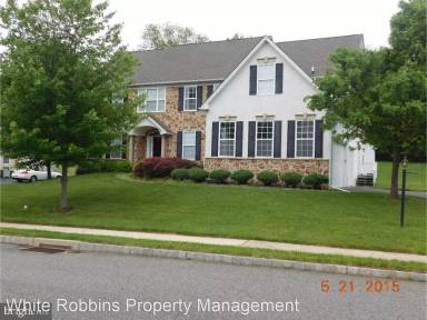 Main picture of 3 Clemson Dr