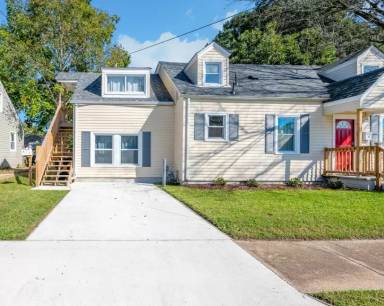 Main picture of 3820 Essex Cir