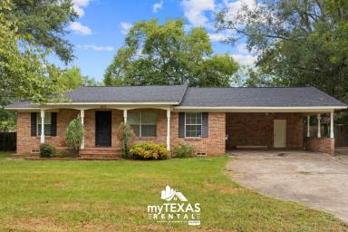 Main picture of 409 E Main St