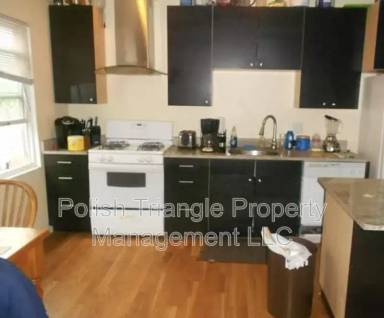 Main picture of 4 Sexton Ct