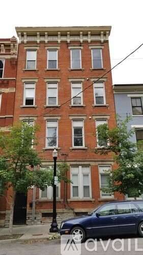 Main picture of 1325 Pendleton St