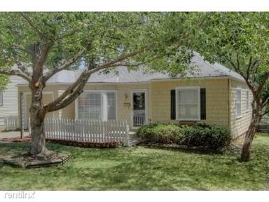 Main picture of 5121 Maple Ave