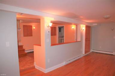 Main picture of 1 Woodbine St