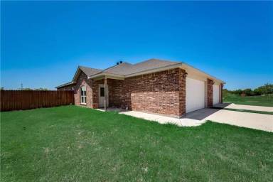Main picture of 6047 Jennings Dr