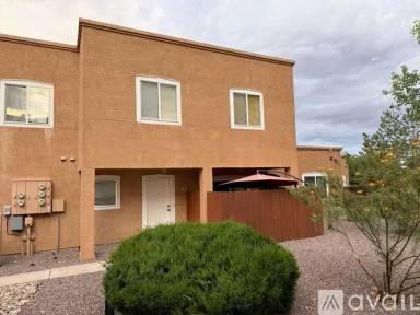Main picture of 1003 Mineral Way