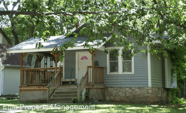 Main picture of 201 SW Elmwood Ave