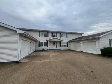 Main picture of 2802 Monmouth Ct