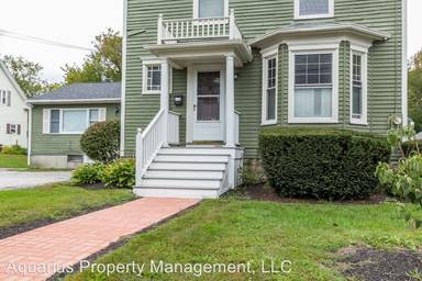 Main picture of 1093 Washington Ave
