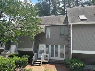 Main picture of 204 Virginia Pl