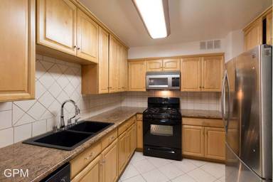 Main picture of 315 Chester St