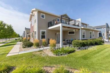 Main picture of 711 Grandview Mdws Dr