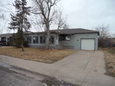 Main picture of 803 E Lyon St