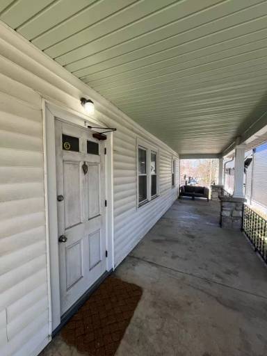 Main picture of 5002A Dakota Ave